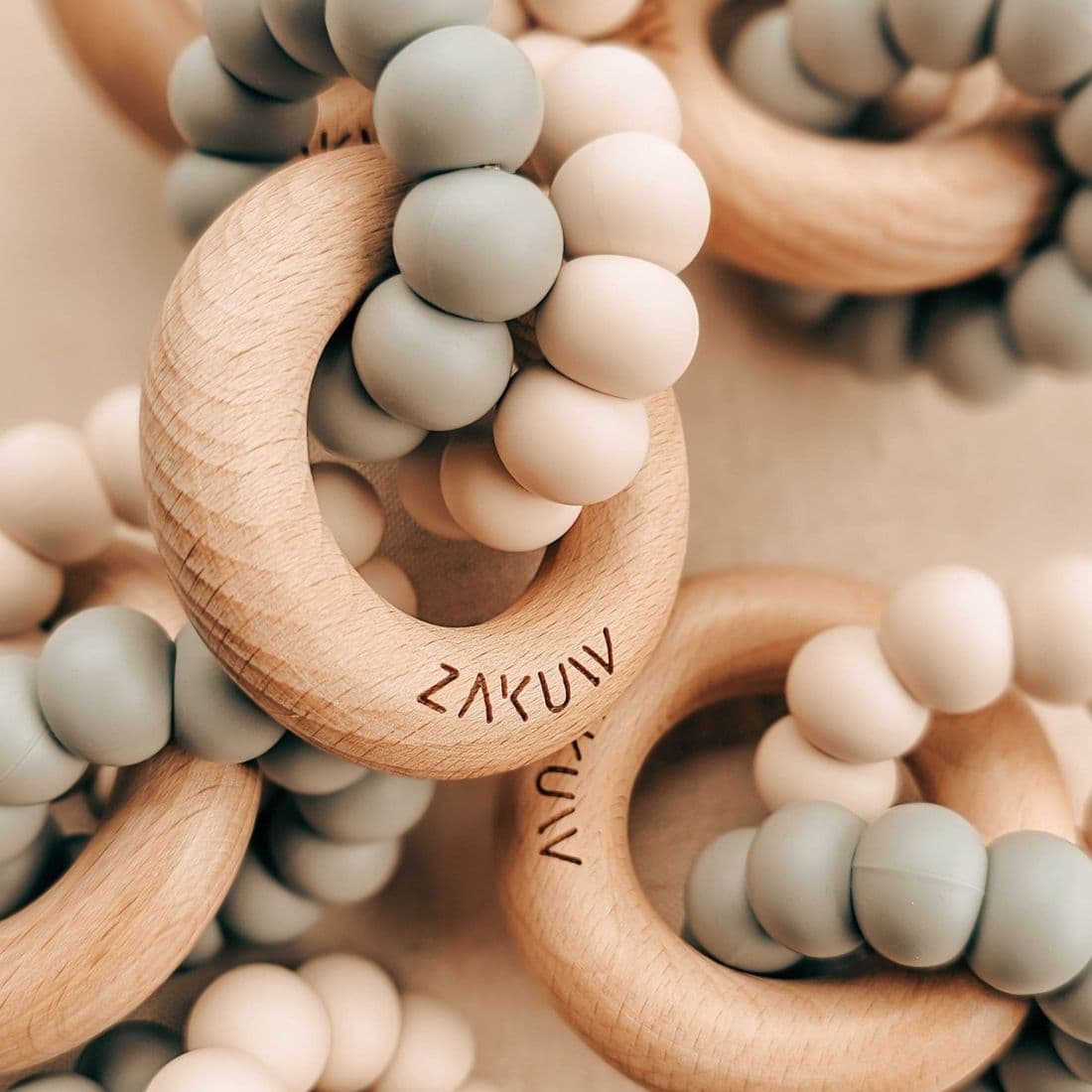Zakuw, Anneau de dentition Sedna Océan