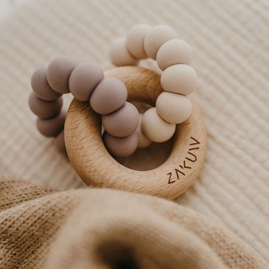 Zakuw, Anneau de dentition Sedna Lilas